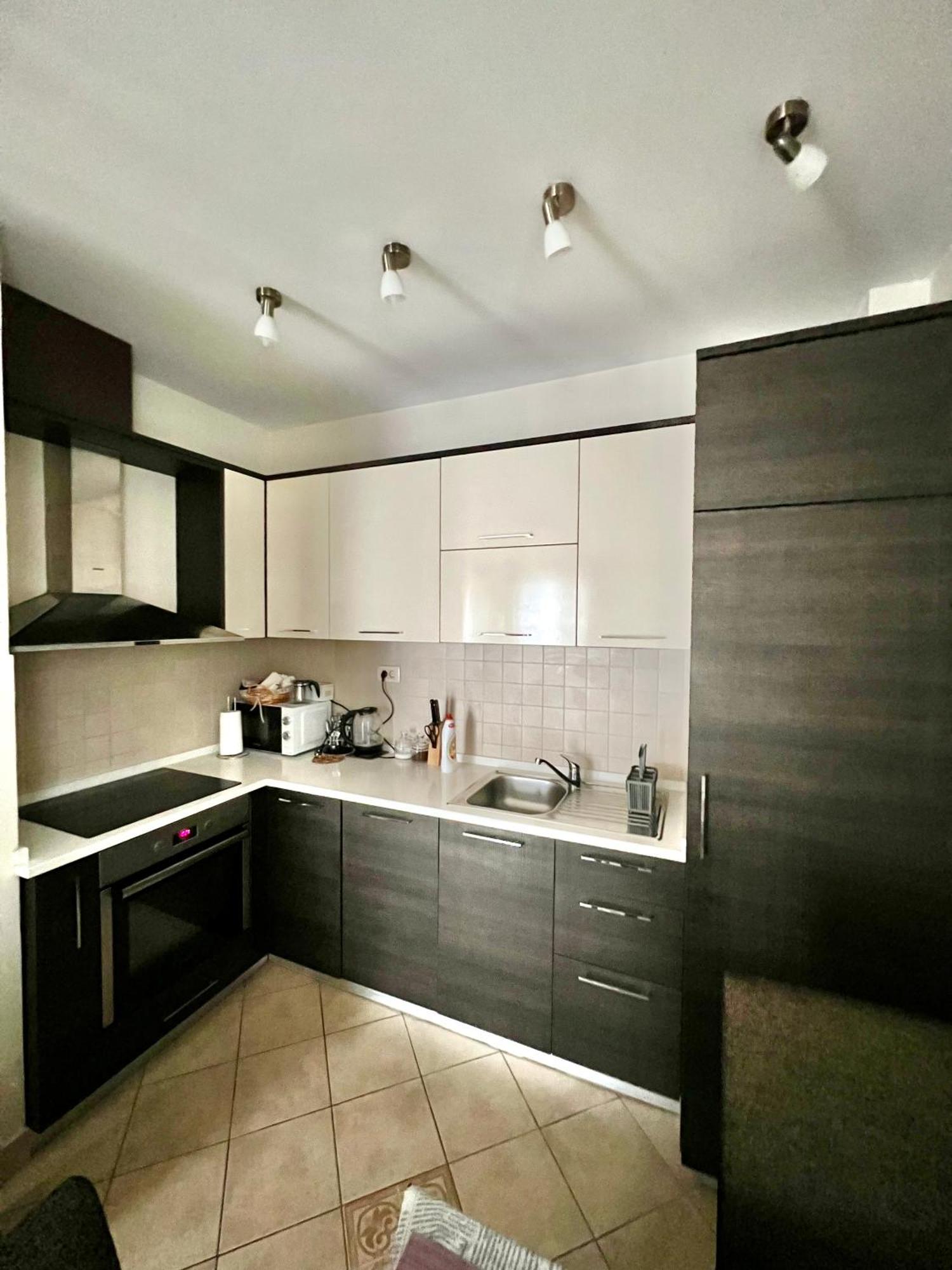 Apartments Nirgilija Tivat Ngoại thất bức ảnh