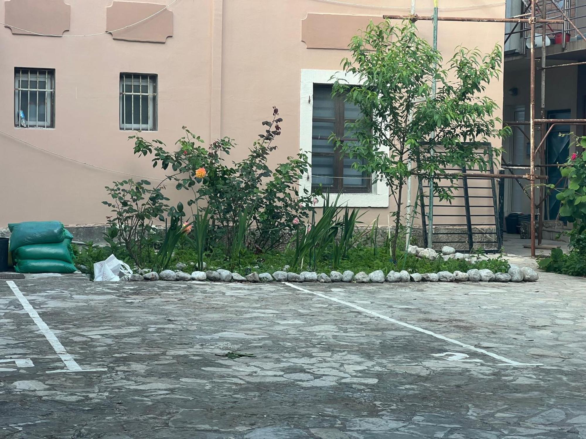 Apartments Nirgilija Tivat Ngoại thất bức ảnh